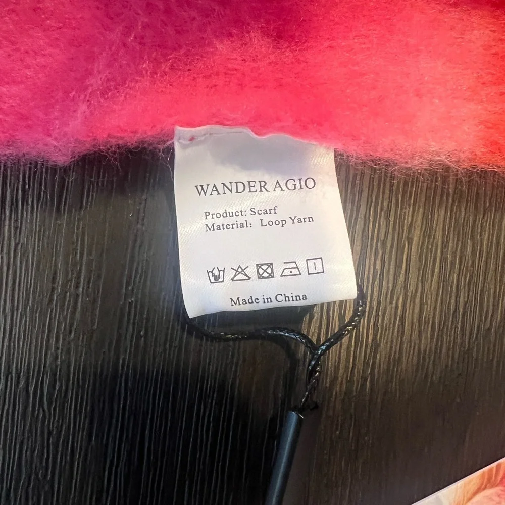 Wander Agio Scarf Rose/Red